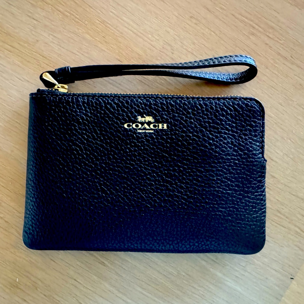 Coach Corner Zip Leather Wristlet